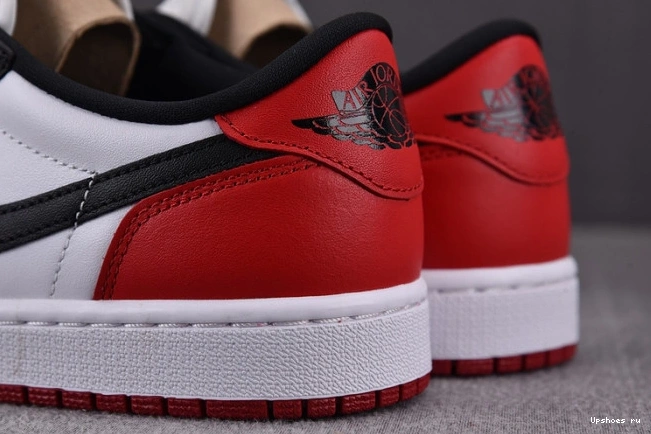 Black Toe 1 553560-116 Jordan Low (GS) 0706